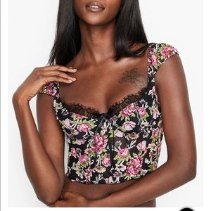 2 piece NWT Victoria’s Secret bra top and panty set